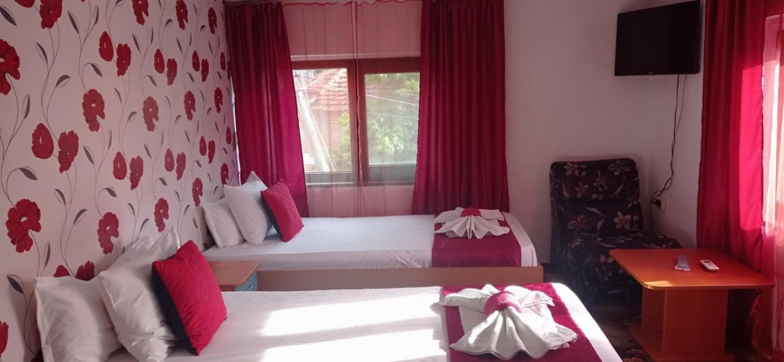 Iglika Hotel Yambol ภายนอก รูปภาพ